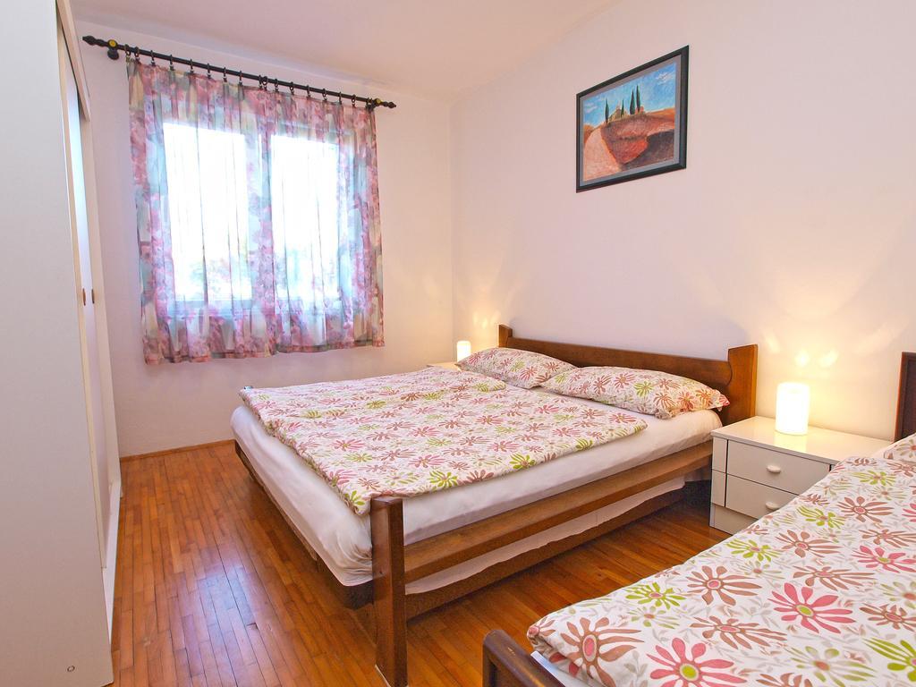 Apartments Dragica 929 Fazana Exterior photo