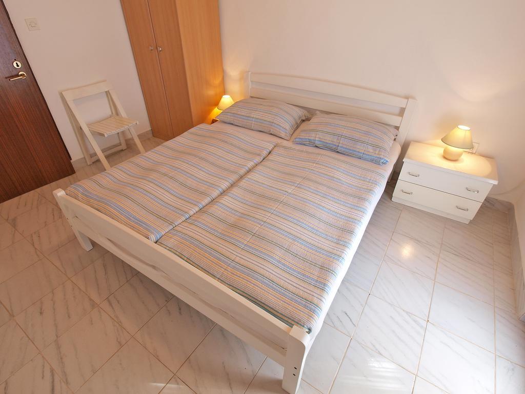 Apartments Dragica 929 Fazana Exterior photo